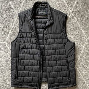 Abercrombie & Fitch Slim Vest